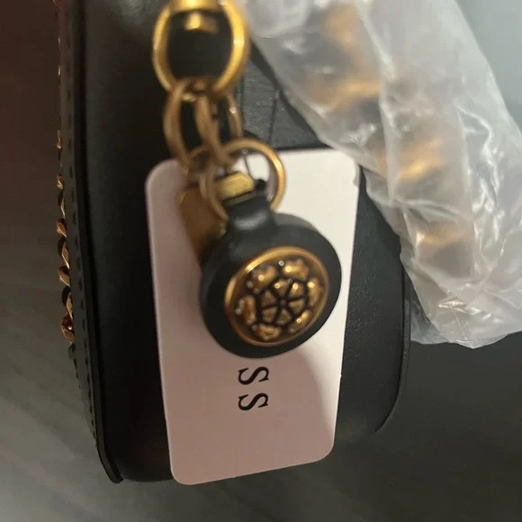 Guess Abey Flap Crossbody Bag - Picture 6 of 7